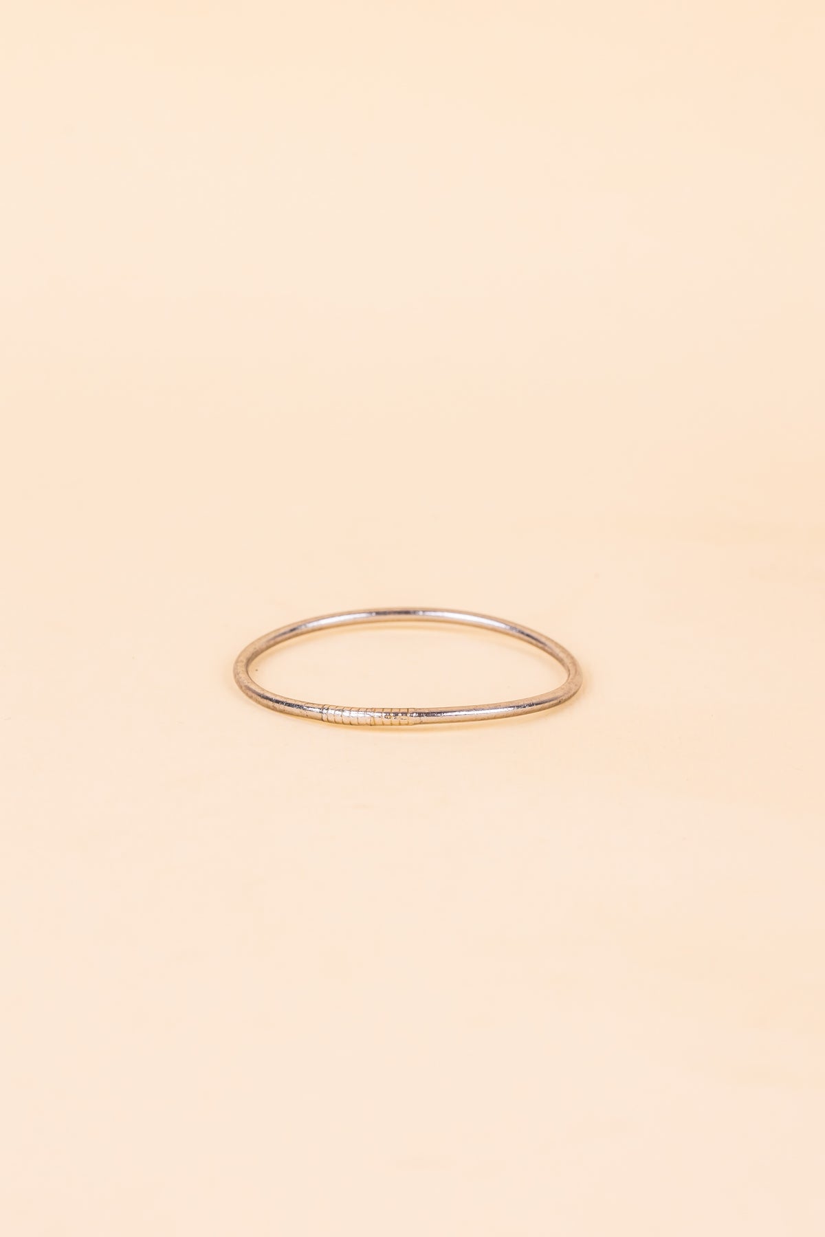 Kumali Fin Argent Foncé